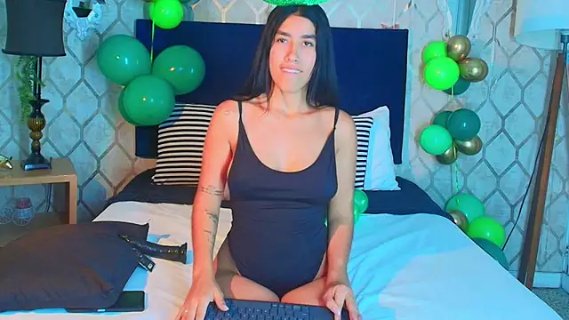 Snapshot of Mia_Montess chatting on March 14, 2025, 3:25 pm Mia Montess online show from March 14, 2025, 3:25 pm