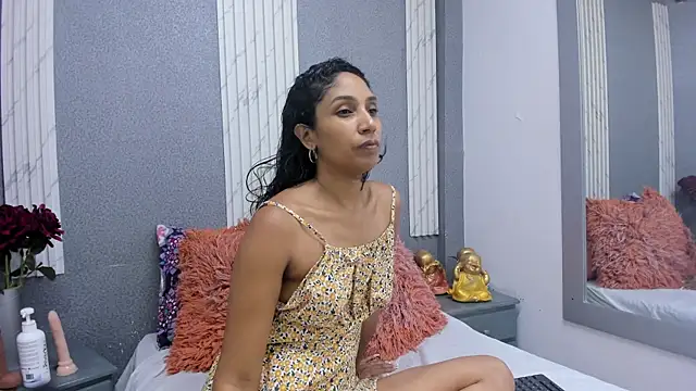 Lucy Canel online show from September 10, 2025, 7:24 pm