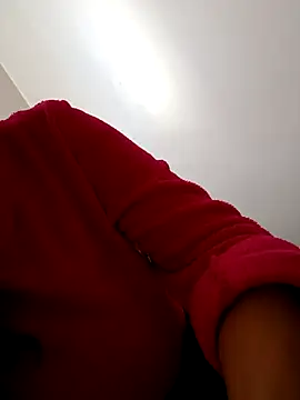 Snapshot of BellyDancer1 chatting on October 28, 2025, 8:30 pm BellyDancer1 online show from October 28, 2025, 8:30 pm