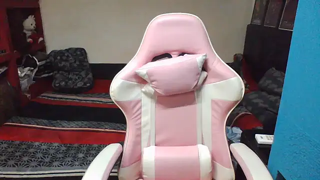 Snapshot of gatitahot-silvy chatting on July 29, 2026, 7:24 pm gatitahot-silvy online show from July 29, 2026, 7:24 pm