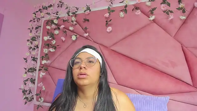  Violeta 18 online show from November 16, 2025, 3:22 am