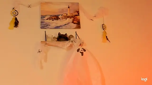 Snapshot of Aprillebony chatting on October 21, 2025, 8:41 pm Aprillebony online show from October 21, 2025, 8:41 pm