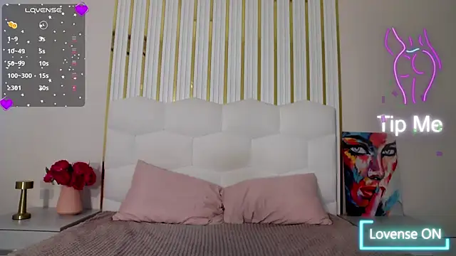 Snapshot of Eliss_Shyyo chatting on October 22, 2025, 5:51 am Eliss Shyyo online show from October 22, 2025, 5:51 am