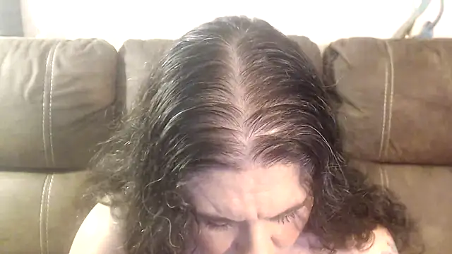 Snapshot of Dreaming_Of_Blue chatting on October 3, 2025, 11:50 pm Dreaming Of Blue online show from October 3, 2025, 11:50 pm