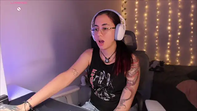 Camil Lee online show from November 8, 2025, 3:10 am