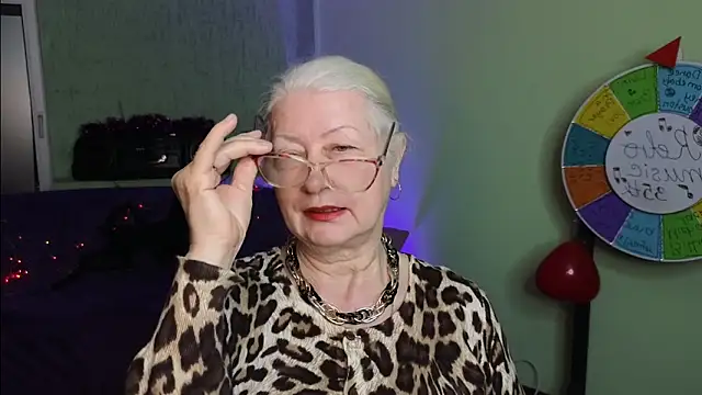 Maya Mayflower online show from March 4, 2025, 3:15 pm