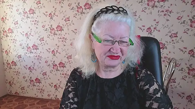 Snapshot of Maya_Mayflower chatting on October 2, 2025, 3:54 am Maya Mayflower online show from October 2, 2025, 3:54 am