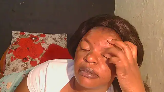 ebony rose11 online show from November 11, 2025, 5:19 pm