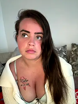 Snapshot of Sophie_23XX chatting on October 13, 2025, 2:51 pm Sophie 23XX online show from October 13, 2025, 2:51 pm