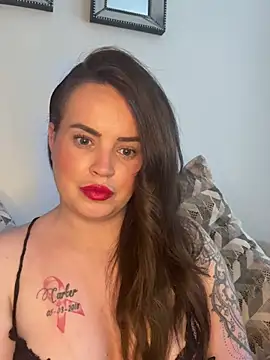 Snapshot of Sophie_23XX chatting on March 15, 2025, 12:24 pm Sophie 23XX online show from March 15, 2025, 12:24 pm