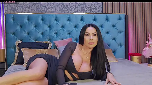 Snapshot of Vanessao1 chatting on September 26, 2025, 2:02 pm Vanessao1 online show from September 26, 2025, 2:02 pm