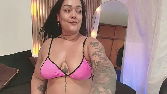 violeta delavega1 online show from March 11, 2025, 11:15 pm