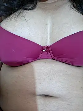 cute nansi online show from October 26, 2025, 3:45 pm