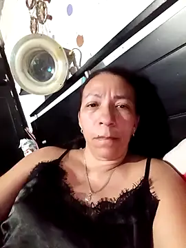 Snapshot of Antonela45 chatting on October 4, 2025, 11:28 pm Antonela45 online show from October 4, 2025, 11:28 pm