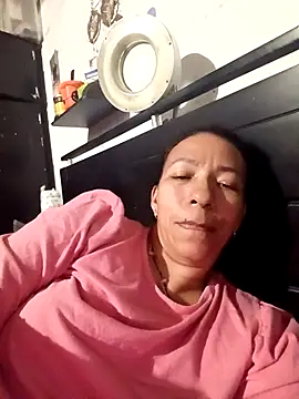 Snapshot of Antonela45 chatting on October 13, 2025, 11:16 pm Antonela45 online show from October 13, 2025, 11:16 pm