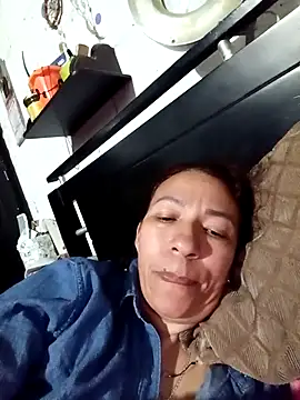 Snapshot of Antonela45 chatting on November 4, 2025, 12:36 am Antonela45 online show from November 4, 2025, 12:36 am