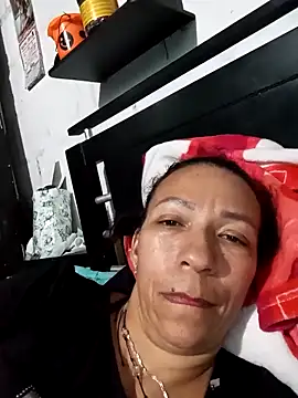 Snapshot of Antonela45 chatting on March 13, 2025, 1:43 am Antonela45 online show from March 13, 2025, 1:43 am