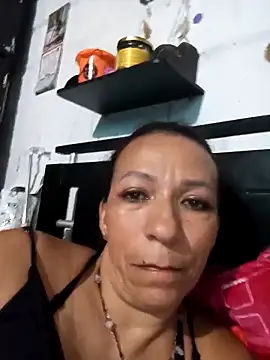 Snapshot of Antonela45 chatting on March 16, 2025, 1:17 am Antonela45 online show from March 16, 2025, 1:17 am