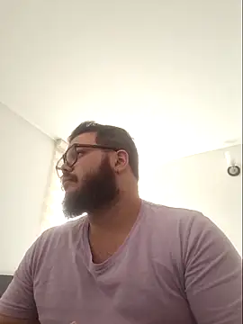 Snapshot of Edmund98 chatting on March 20, 2025, 2:10 pm Edmund98 online show from March 20, 2025, 2:10 pm