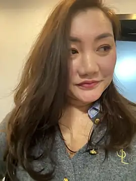 leili888 online show from March 5, 2025, 3:40 pm