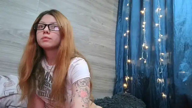 MySweetGirls online show from June 14, 2026, 7:37 pm