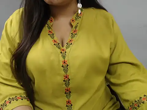 Snapshot of Surjeet_Kaur chatting on November 5, 2025, 4:15 am Surjeet Kaur online show from November 5, 2025, 4:15 am