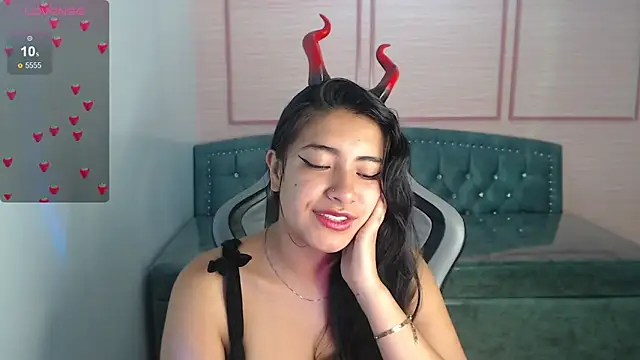 alexa romero t online show from October 18, 2025, 12:18 pm