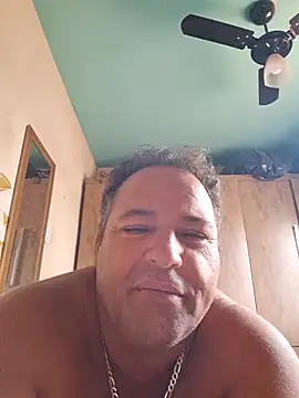 PsalmingPlat online show from April 18, 2026, 3:58 pm