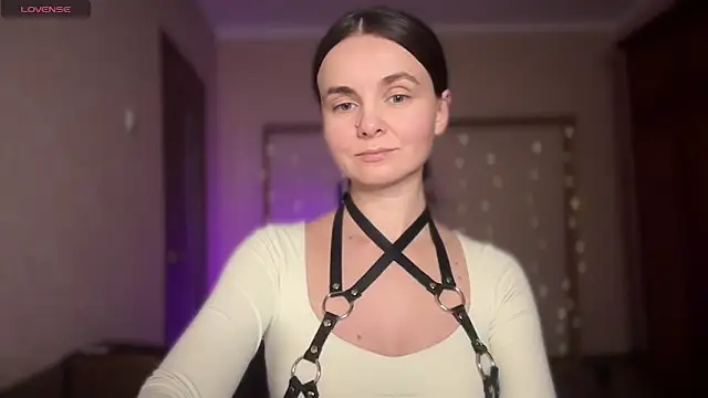 Snapshot of lanaloulou chatting on September 28, 2025, 6:15 pm lanaloulou online show from September 28, 2025, 6:15 pm