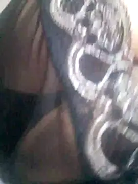 Snapshot of Sandra42 chatting on October 25, 2025, 10:25 am Sandra42 online show from October 25, 2025, 10:25 am