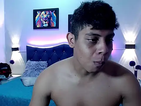 Alejandroo 22 online show from September 16, 2025, 2:18 pm