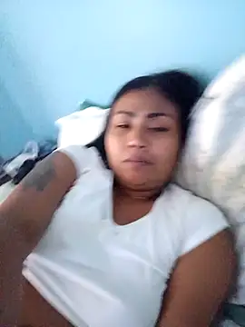 Snapshot of Ariana_Rodriguez chatting on October 26, 2025, 12:49 pm Ariana Rodriguez online show from October 26, 2025, 12:49 pm