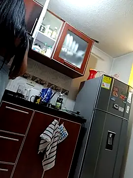 Snapshot of Ariana_Rodriguez chatting on September 24, 2025, 12:22 pm Ariana Rodriguez online show from September 24, 2025, 12:22 pm