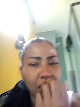 Snapshot of Ariana_Rodriguez chatting on October 30, 2025, 12:14 pm Ariana Rodriguez online show from October 30, 2025, 12:14 pm