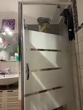 Snapshot of Anthopassif84 chatting on October 14, 2025, 9:04 pm Anthopassif84 online show from October 14, 2025, 9:04 pm