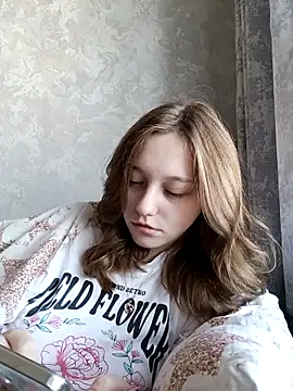 Snapshot of Bonechka chatting on October 7, 2025, 5:52 am Bonechka online show from October 7, 2025, 5:52 am