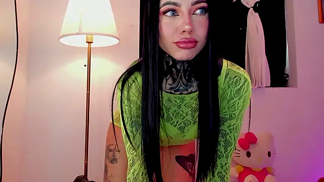 Snapshot of Dani_Valen chatting on October 15, 2025, 9:45 pm Dani Valen online show from October 15, 2025, 9:45 pm