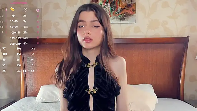 Snapshot of CathrynCovil chatting on October 26, 2025, 7:42 am CathrynCovil online show from October 26, 2025, 7:42 am