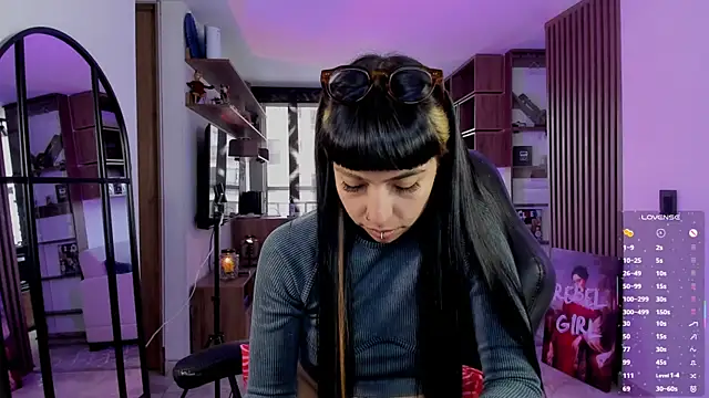 Saraa Desiree online show from February 17, 2026, 8:50 pm