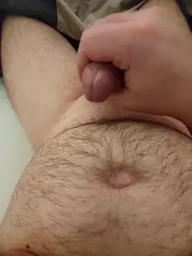 Snapshot of Littleshyguy chatting on December 15, 2025, 5:13 am Littleshyguy online show from December 15, 2025, 5:13 am