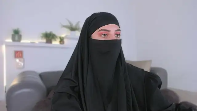 Snapshot of salma_arabicc chatting on June 30, 2026, 4:23 am salma arabicc online show from June 30, 2026, 4:23 am