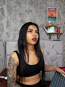 Snapshot of Devil_AliceXo chatting on September 29, 2025, 8:36 pm Devil AliceXo online show from September 29, 2025, 8:36 pm