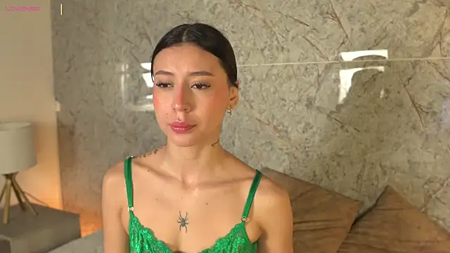 Snapshot of alison222_ chatting on February 9, 2026, 12:14 pm alison222 online show from February 9, 2026, 12:14 pm