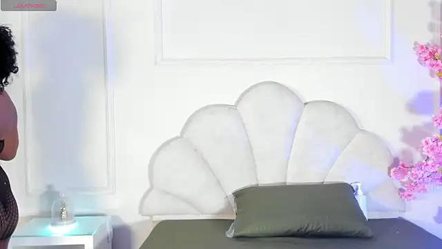 Snapshot of Candaceoweens chatting on October 19, 2025, 3:53 am Candaceoweens online show from October 19, 2025, 3:53 am