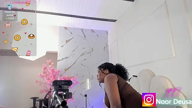 Candaceoweens online show from April 5, 2026, 3:46 am