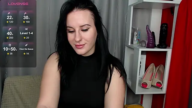 JuliyaMayss online show from November 10, 2025, 2:38 am