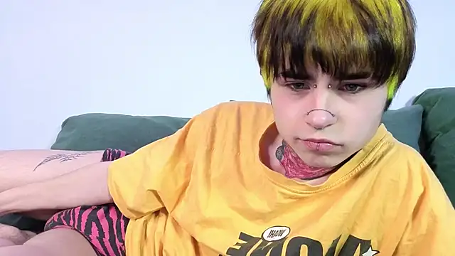 Alex Vallley online show from April 23, 2026, 10:55 pm