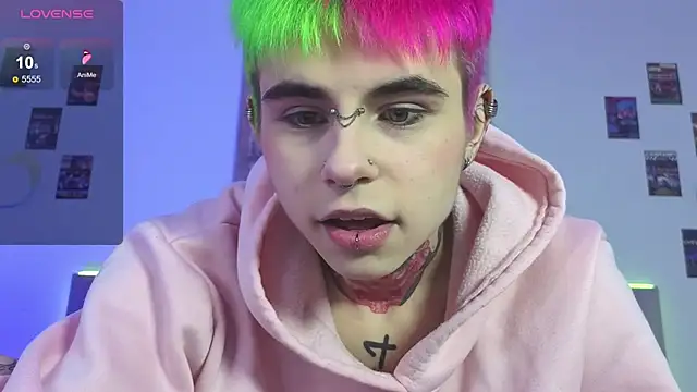 Alex Vallley online show from October 2, 2025, 11:08 pm