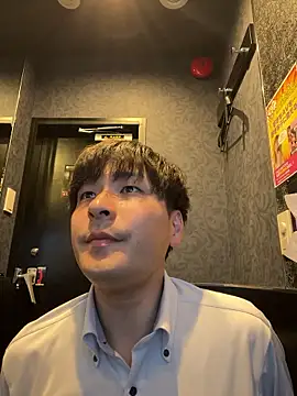 waka3232 online show from May 29, 2026, 11:16 am