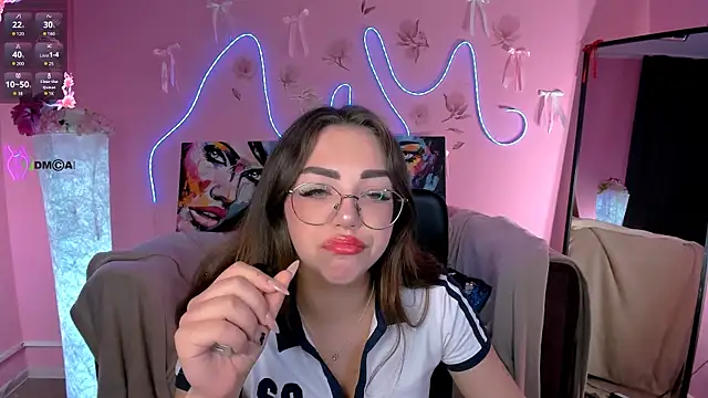 kiki swan online show from May 23, 2026, 9:25 pm